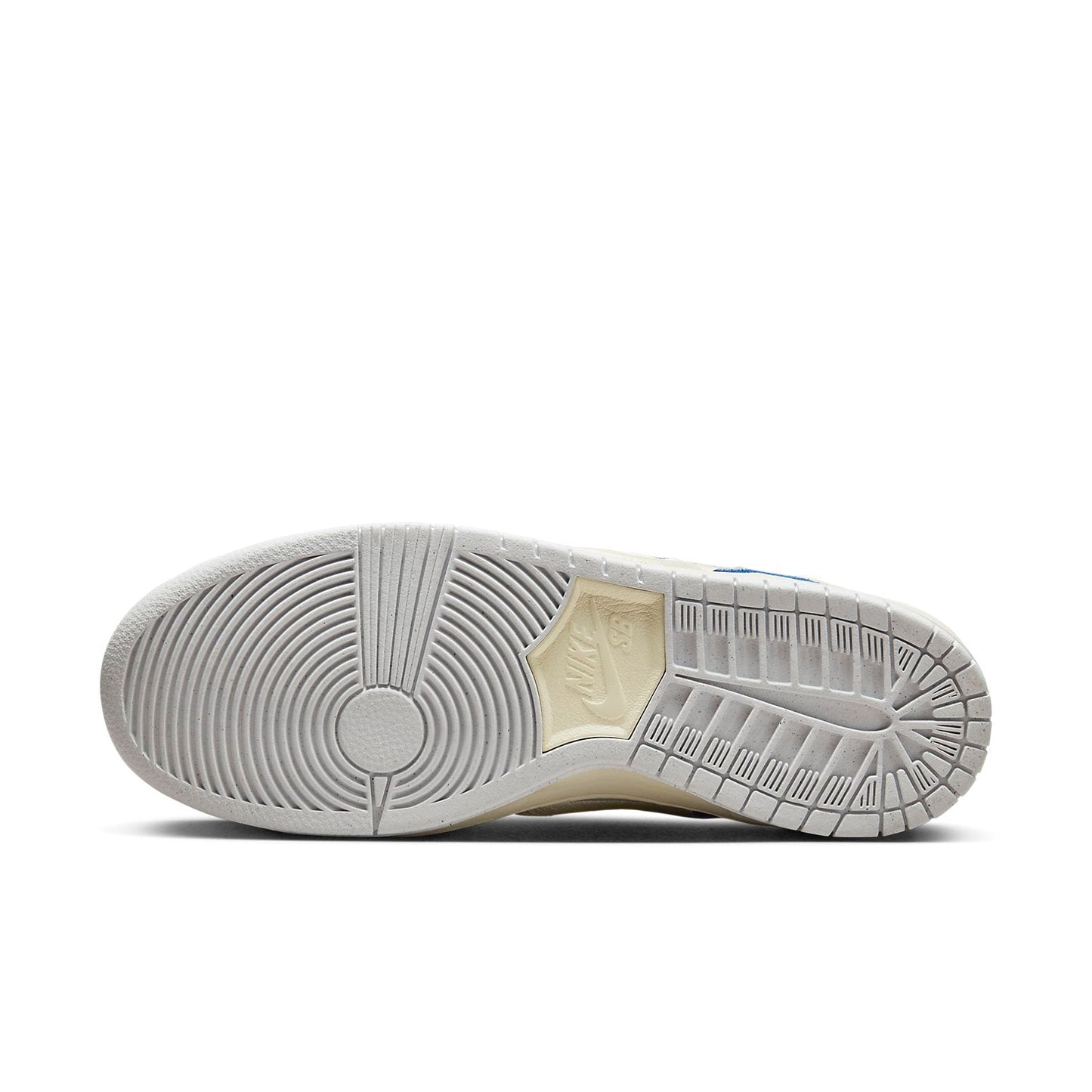 Nike SB Dunk Low Pro “Fly Streetwear Gardenia”