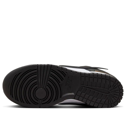 Nike Dunk Low Twist “Panda”