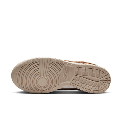 Nike Dunk Low SE “Sand drift”