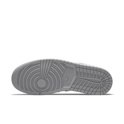 Air Jordan 1 Low SE “Light Smoke Grey Gym Red”