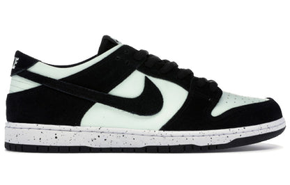 Nike Zoom SB Dunk Low Pro “Barely Green”