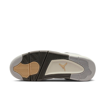 Air Jordan 4 Retro SE “Craft Photon Dust”