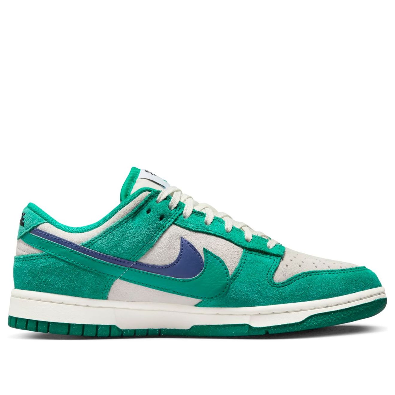 Nike Dunk Low SE “Sail Neptune Green”