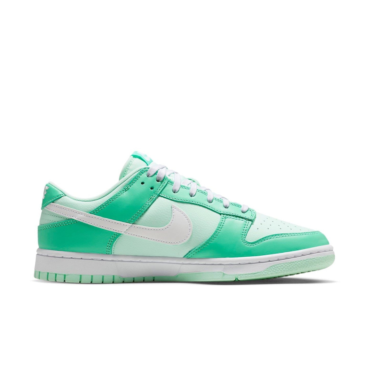 Nike Dunk Low “Mint Foam Light Menta”