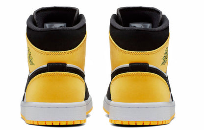 Air Jordan 1 Mid SE “Yellow Toe”