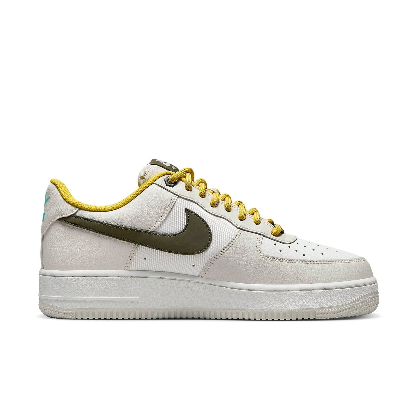 Nike Air Force 1 Low Premium “Light Bone”