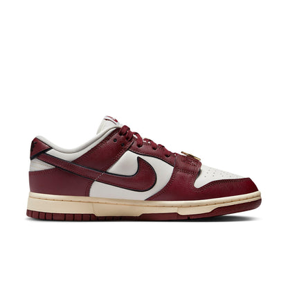 Nike Dunk Low SE “Just Do It Sail Team Red”