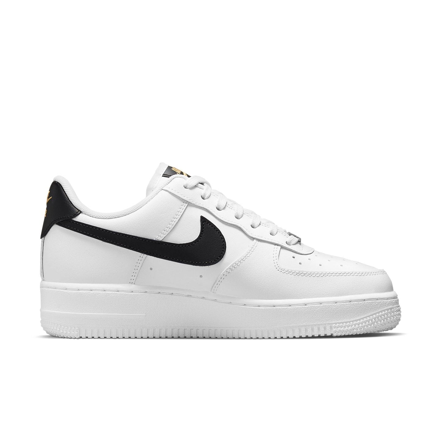 Nike Air Force 1 “07 Essential “White Black”