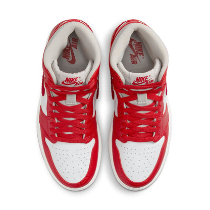 Air Jordan 1 High OG “Newstalgia Chenille”