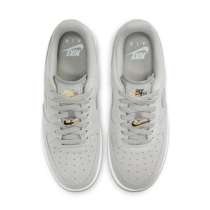 Nike Air Force 1 “07 “Light Smoke Grey”