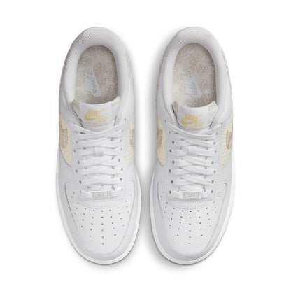 Nike Air Force 1 “07 SE “Flower Swoosh”