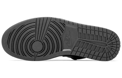Air Jordan 1 Retro Low “Triple Black”