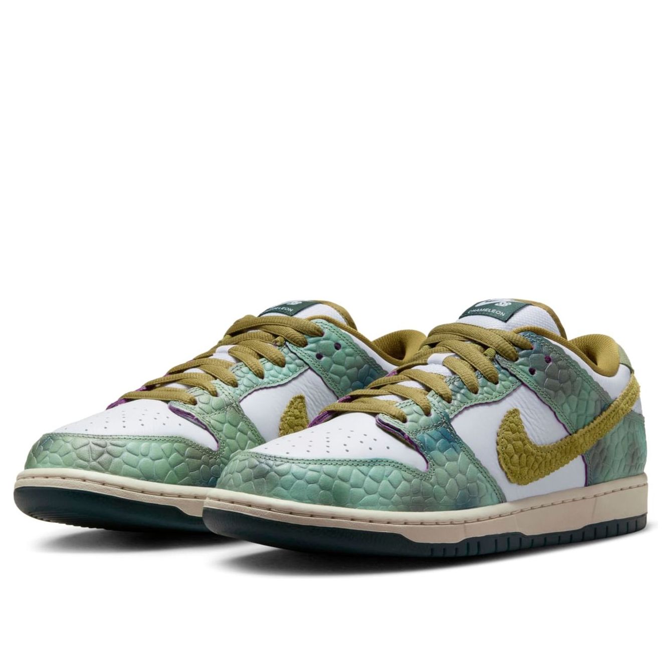 Nike x Alexis Sablone SB Dunk Low “Chameleon”