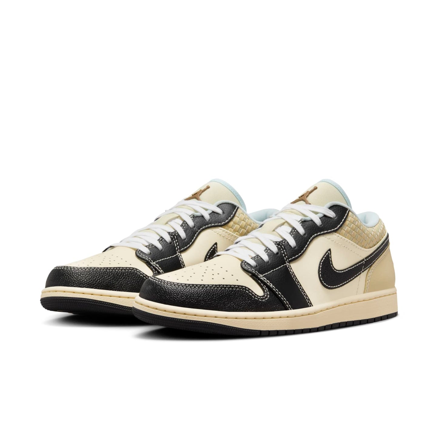 Air Jordan 1 Low SE “Coconut Milk Black Muslin”