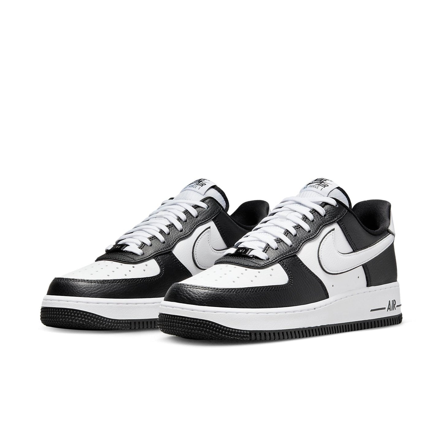 Nike Air Force 1 “07 LV8 “Panda”