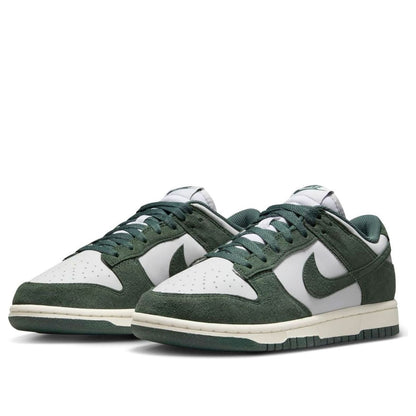 Nike Dunk Low Next Nature “Vintage Green”