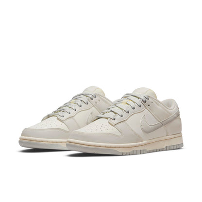 Nike Dunk Low “Light Bone”