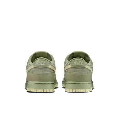 Nike Dunk Low Premium “Oil Green”