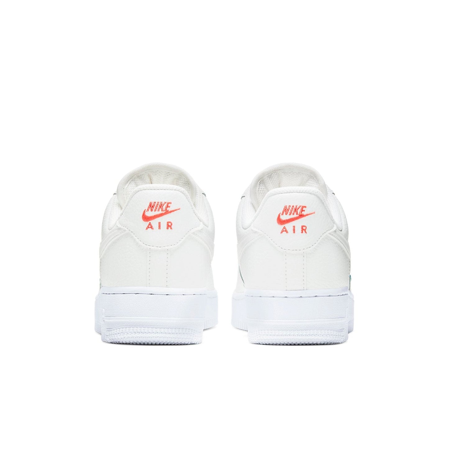 Nike Air Force 1 “07 Essential “Summit White Solar Red”