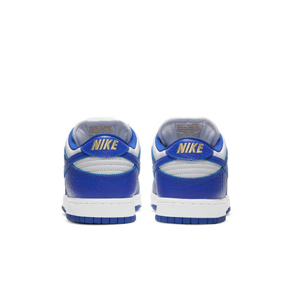 Nike x Supreme SB Dunk Low OG QS “Hyper Royal”