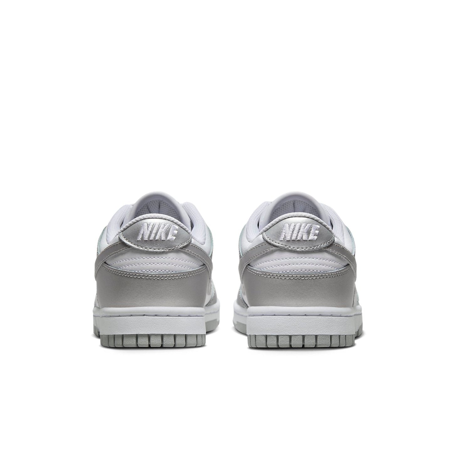 Nike Dunk Low “Metallic Silver”