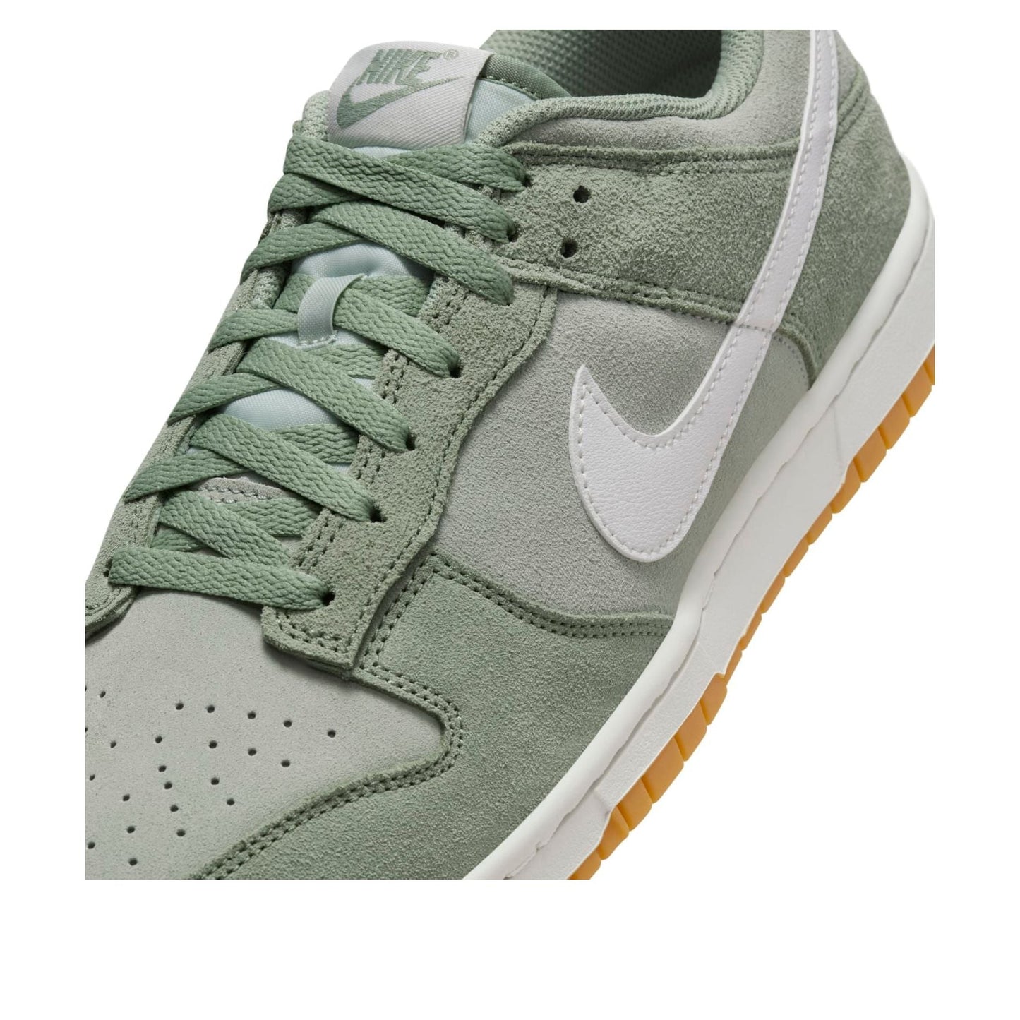 Nike Dunk Low Retro SE “Jade Horizon”