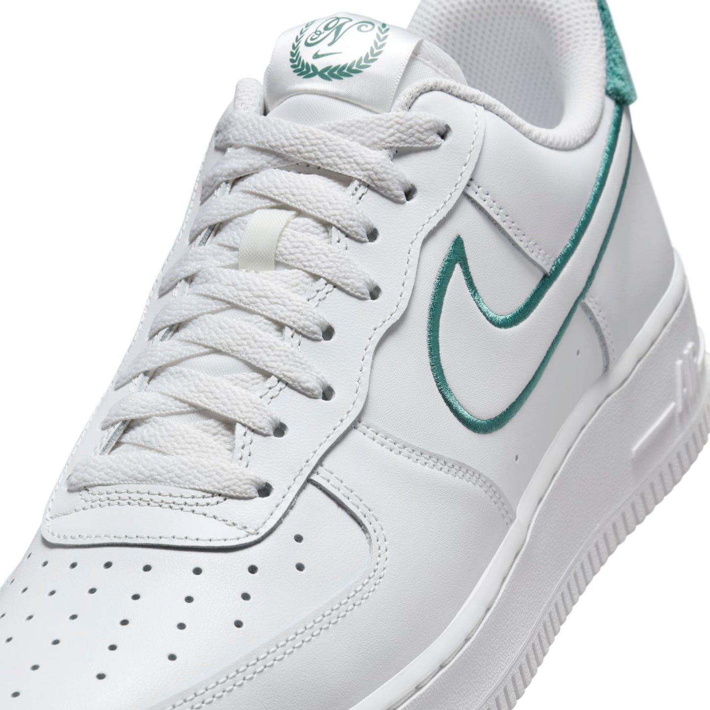 Nike Air Force 1 “07 LV8 “Resort and Sport”