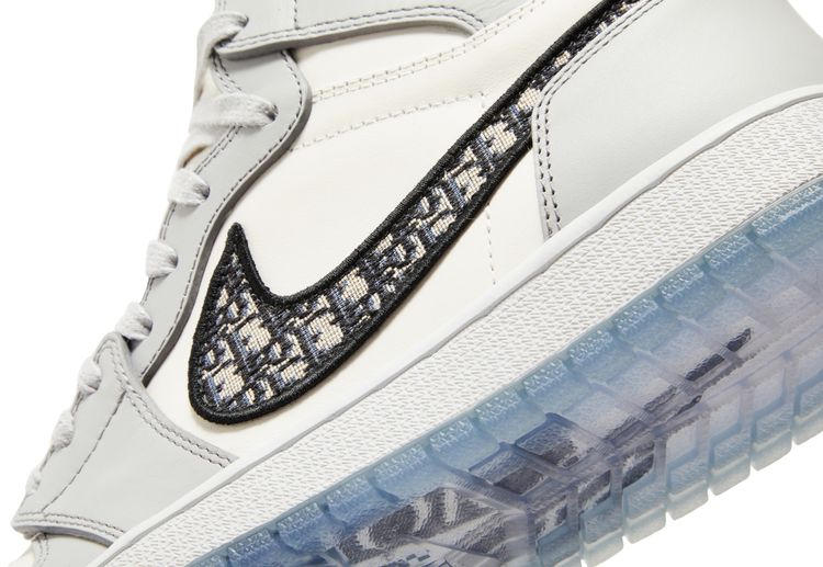 Dior x Air Jordan 1 High OG “White Wolf Grey”