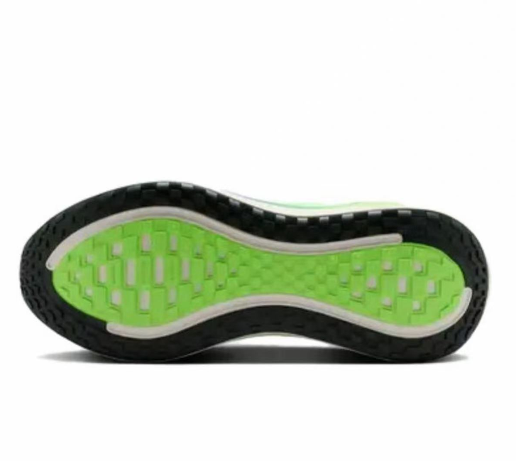 Nike Vomero 18 Road Running Shoe