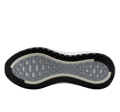 Nike Vomero 18 Road Running Shoe