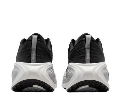 Nike Vomero 18 Road Running Shoe