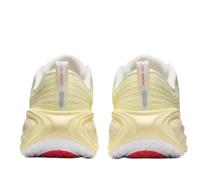 Nike Vomero 18 Road Running Shoe