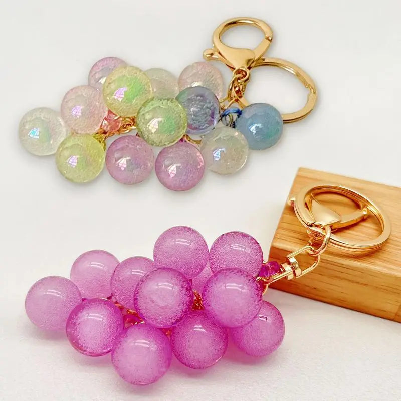 2PCS/3PCS/5PCS Grape Keychains, Creative Cute Bubble Jelly Grape Cluster Keychain Emulational Fruit Car Key Students' School Bag Pendant Gift