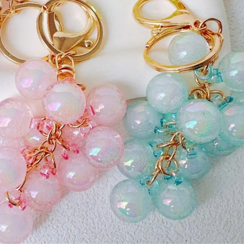 2PCS/3PCS/5PCS Grape Keychains, Creative Cute Bubble Jelly Grape Cluster Keychain Emulational Fruit Car Key Students' School Bag Pendant Gift