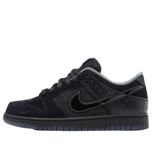 Nike Dunk Low “Ducks of a Feather Black University of Oregon PE”