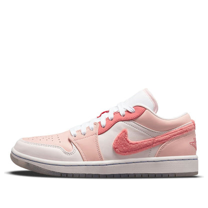 Air Jordan 1 Low SE “Mighty Swooshers”