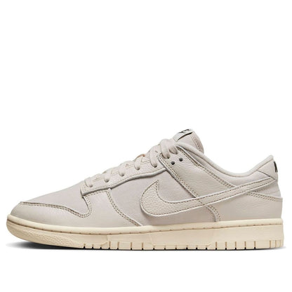 Nike Dunk Low “Light Orewood Brown”