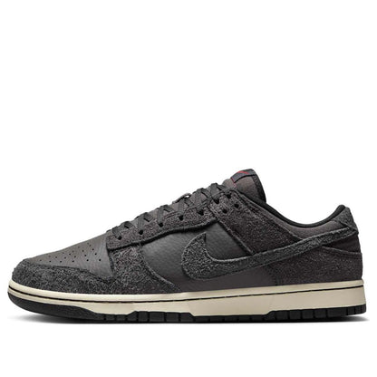 Nike Dunk Low Premium “Black Off Noir”