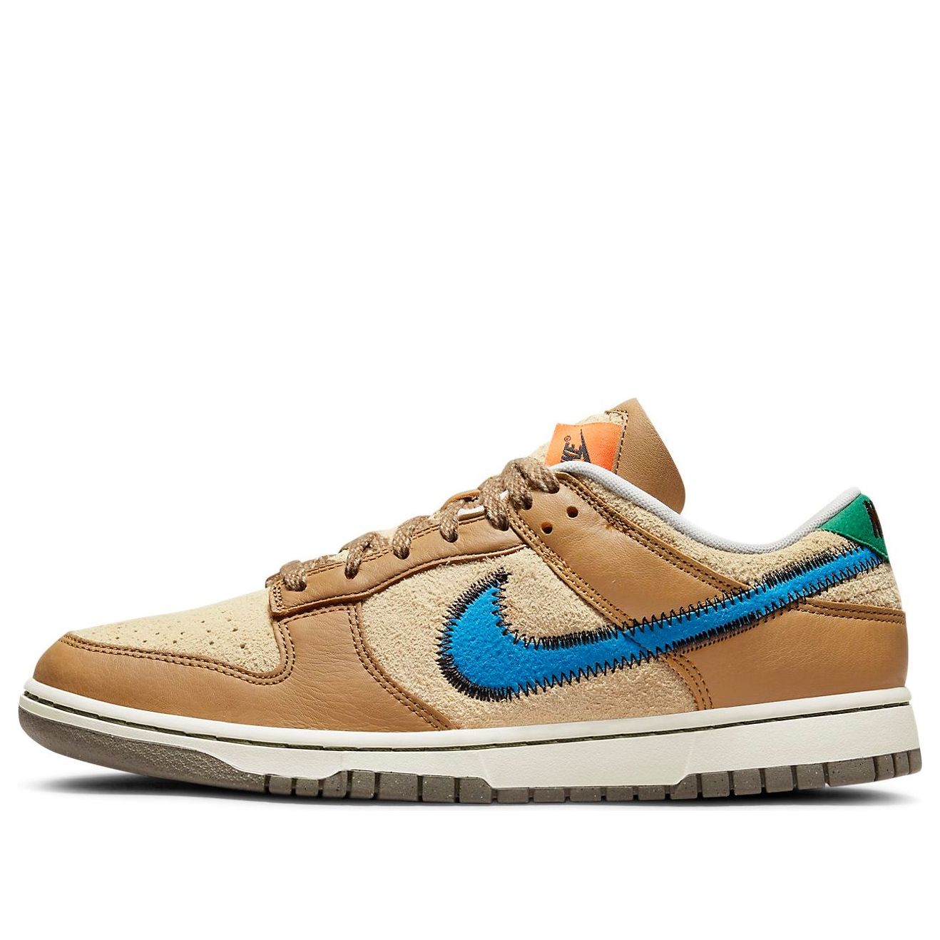 Nike x size? Dunk Low “Dark Driftwood”