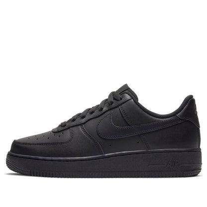 Nike Air Force 1 “07 “Triple Black”