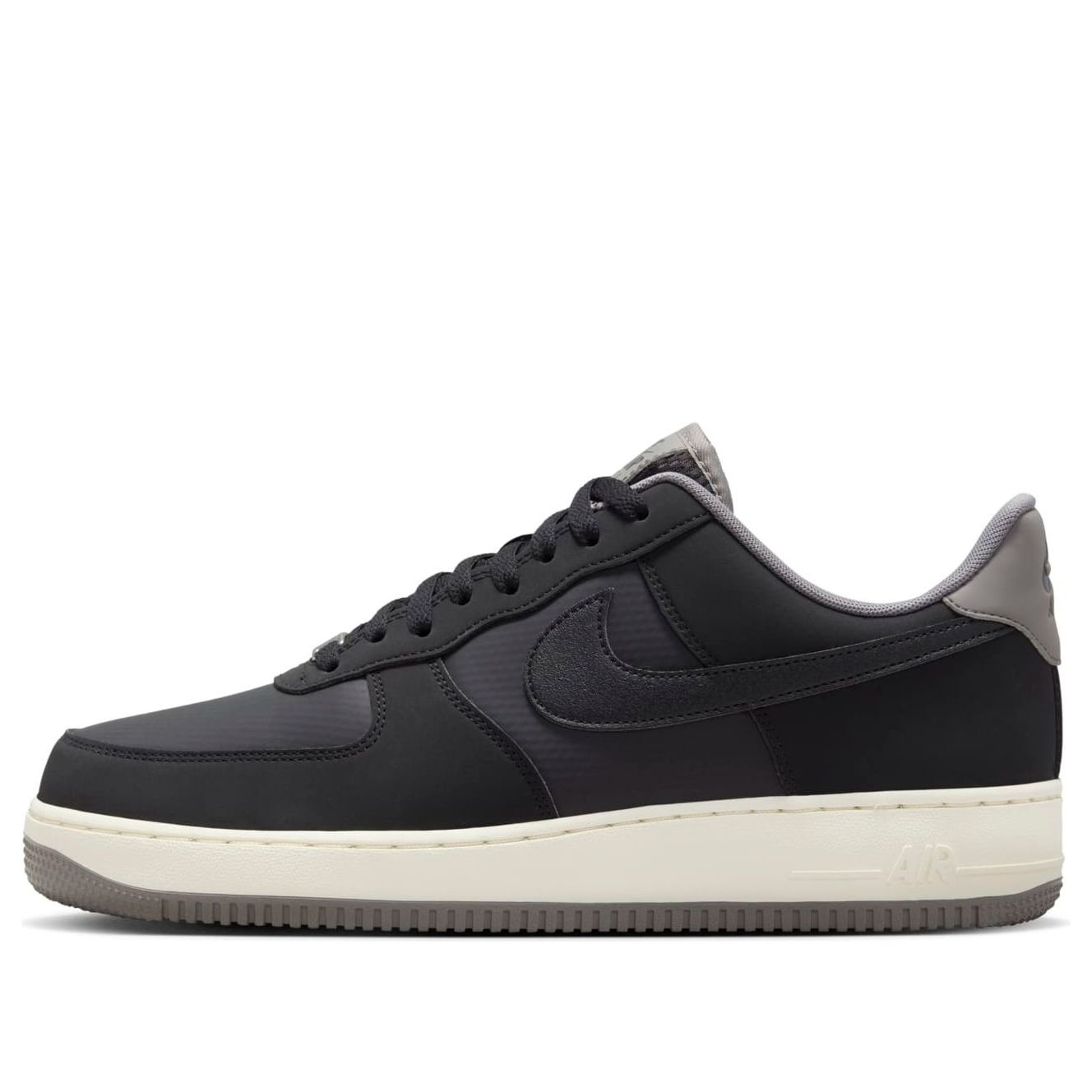 Nike Air Force 1′′07 LV8 “Black Sail”