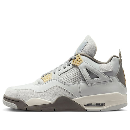 Air Jordan 4 Retro SE “Craft Photon Dust”