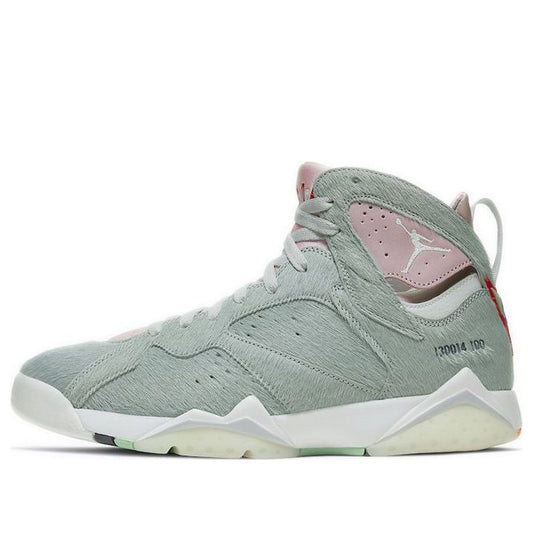 Air Jordan 7 Retro SE “Hare 2.0”