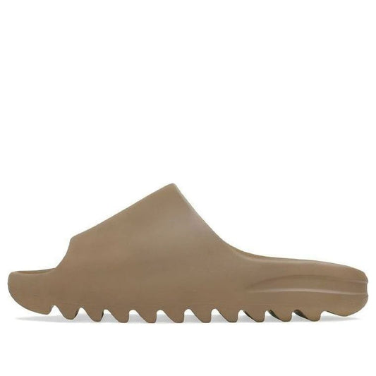 Adidas Yeezy Slide “Core”